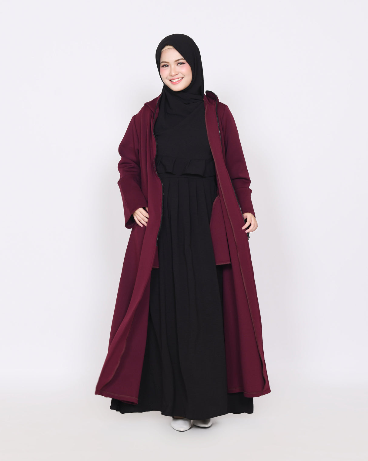 Outer Dames | Avelina