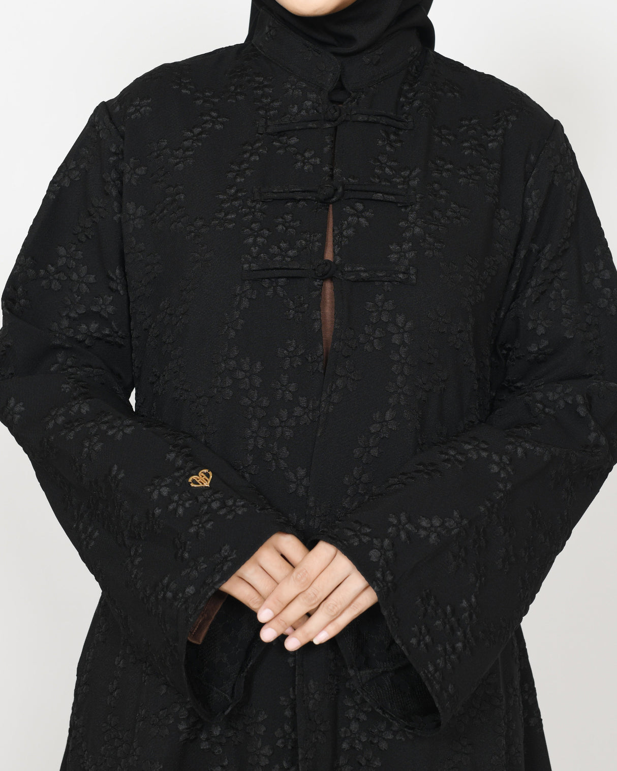 Outer Dames | Mireya