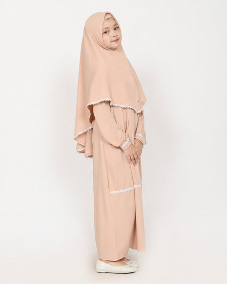 Abayakids Salamah peach Hijab Heela
