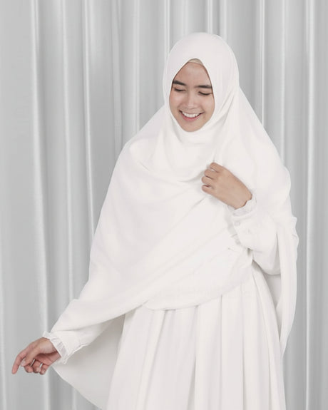 KhimarLitteberry_White