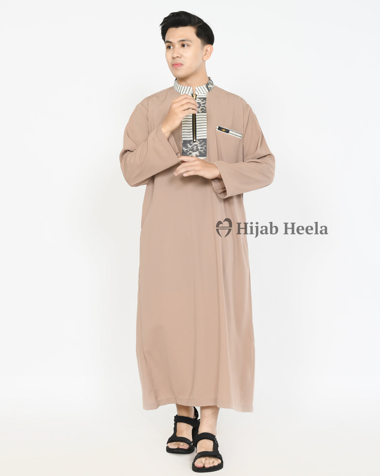 Qomees Heren  | Seraya