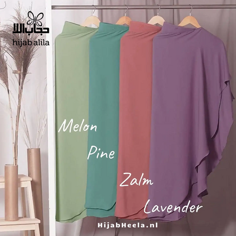 Khimar Dames – Fitri met kapje van Hijab Alila, productfoto 3. De afgebeelde abaya is niet inbegrepen.