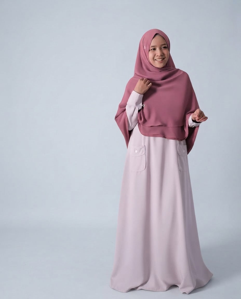 Khimar Dames – Liteberry zonder kapje van Hijab Alila, productfoto 2. De afgebeelde abaya is niet inbegrepen.