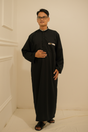 Qomees Al Fatih Black