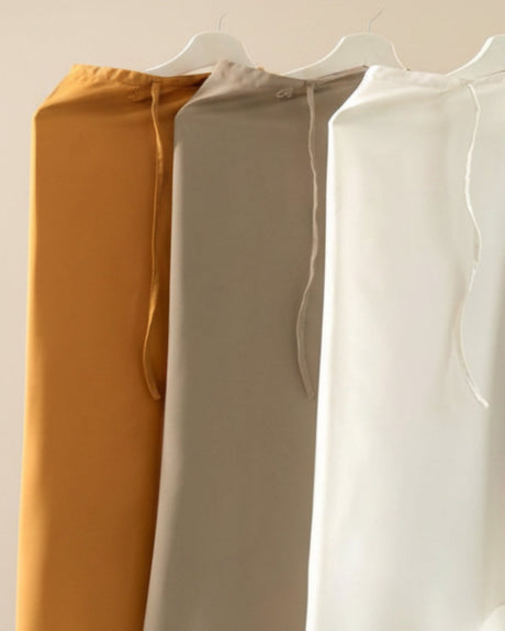 Khimar Dirumah Aja – detail van de stof en strikbandjes – Hijab Heela